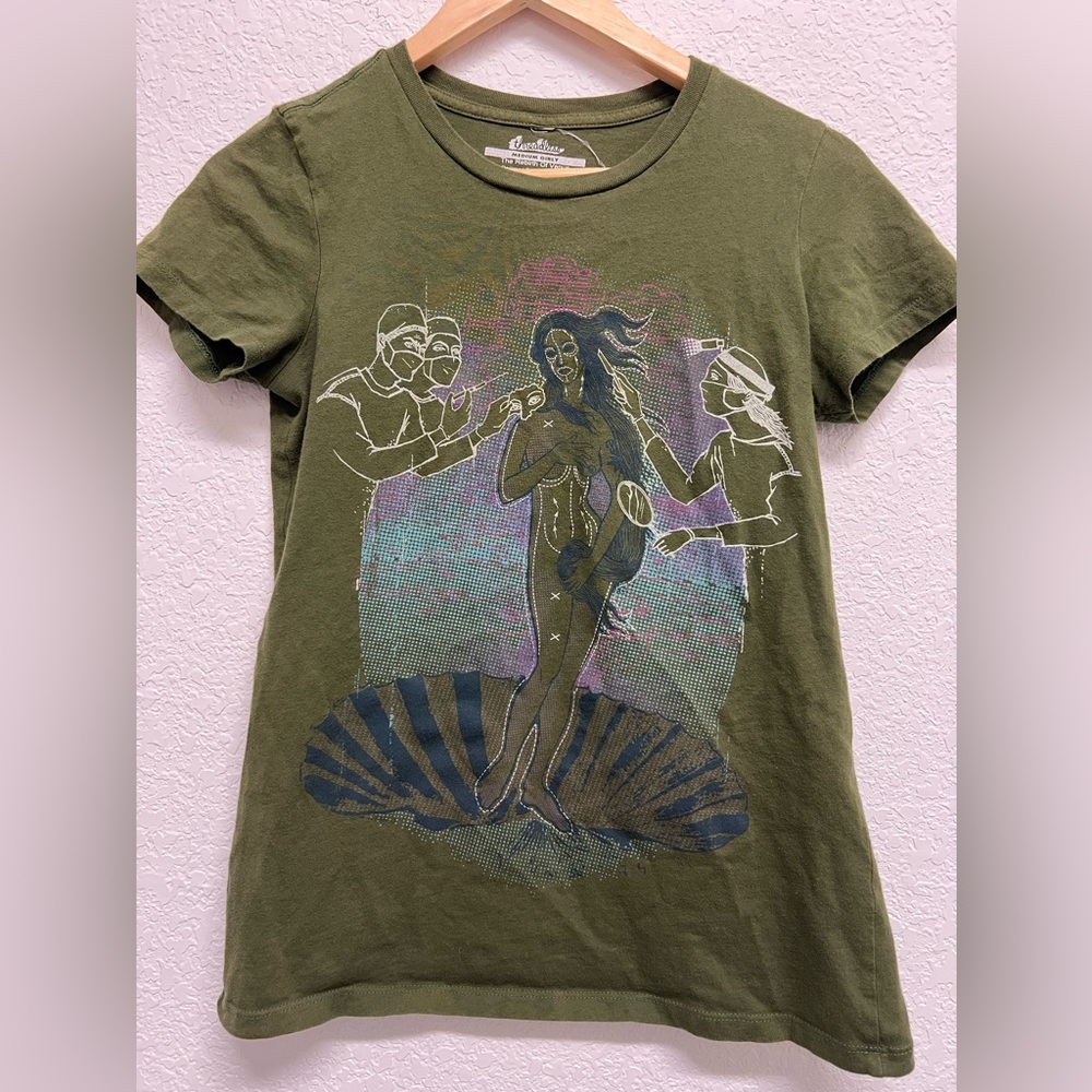 “Rebirth of Venus” Threadless Olive Green Tee Girly Cut Medium